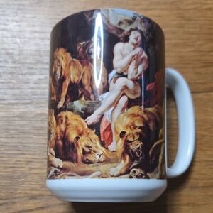 Artistic Lion Scene Ceramic Mug - Brown and Black